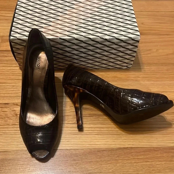 Victor‎ Alfaro | Open leather peep toe heels/stilettos Crocodile/tortoise size 8 - Picture 1 of 7